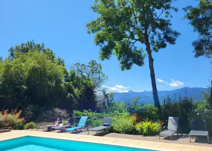 La Retraite Pyreneenne 펜션 Saint-Laurent-de-Neste