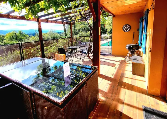 La Retraite Pyreneenne 펜션 Saint-Laurent-de-Neste